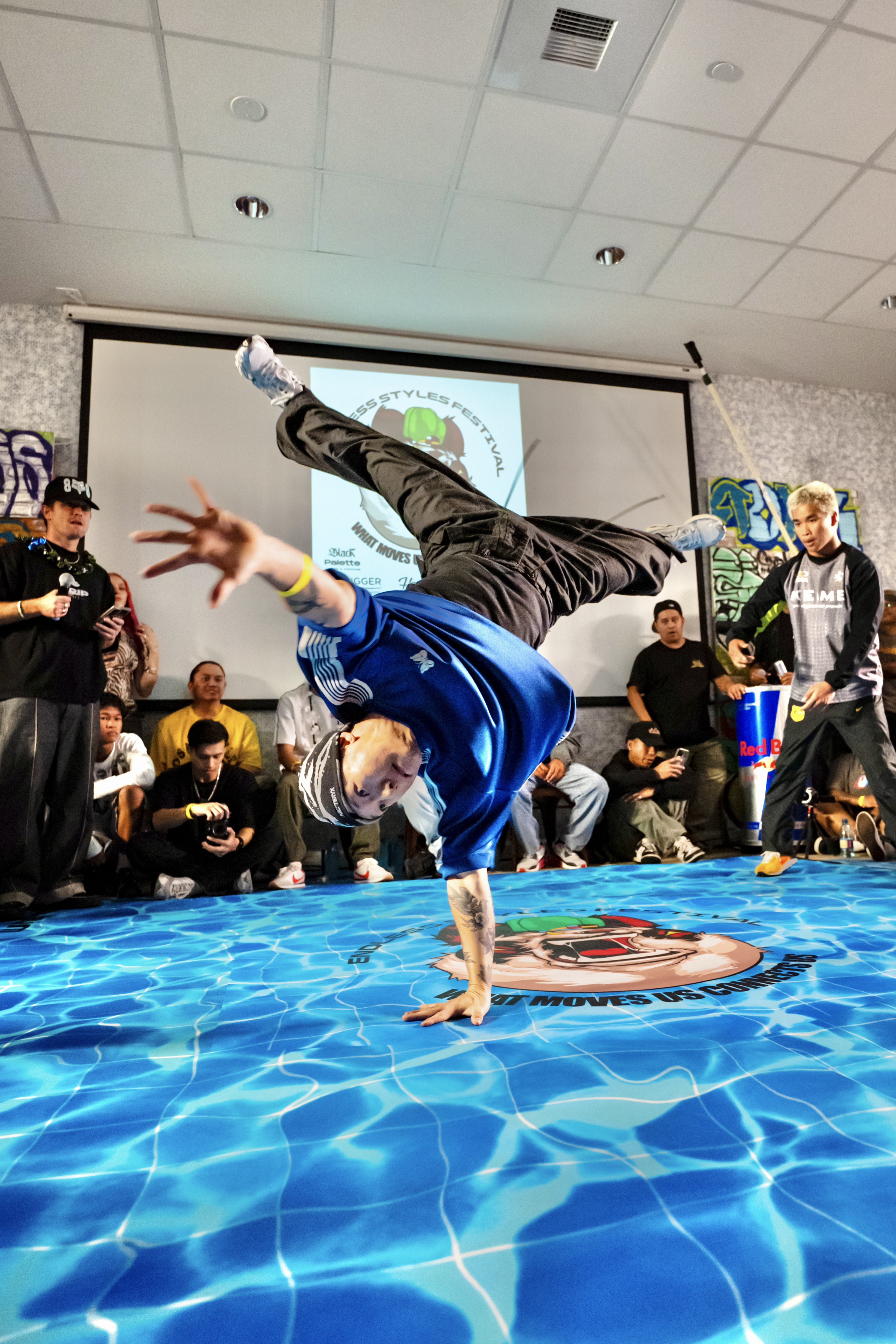 Handstand